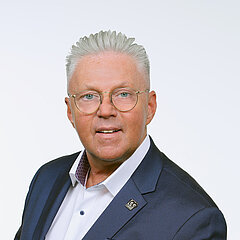 Gerald Stiepan (TCA)