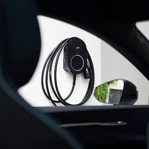 go-e Charger CORE in Garage Blick aus Auto