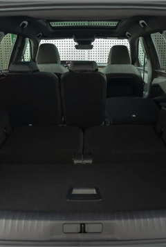 Peugeot E-5008 open koffer