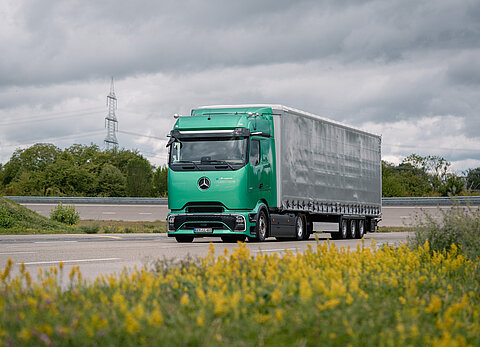 E-Truck Mercedes Benz Front