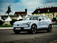 Volvo EX30