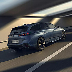 Peugeot E-308 SW back
