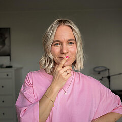 Stefanie Stolz Portrait